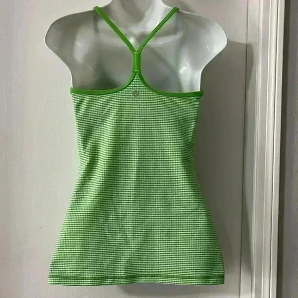 Lululemon women’s top - Picture 6 of 8